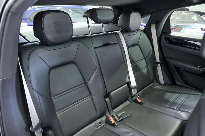 Porsche Cayenne 2023, foto 18