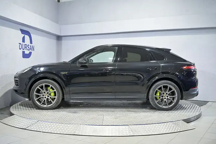 Porsche Cayenne 2023, foto 19