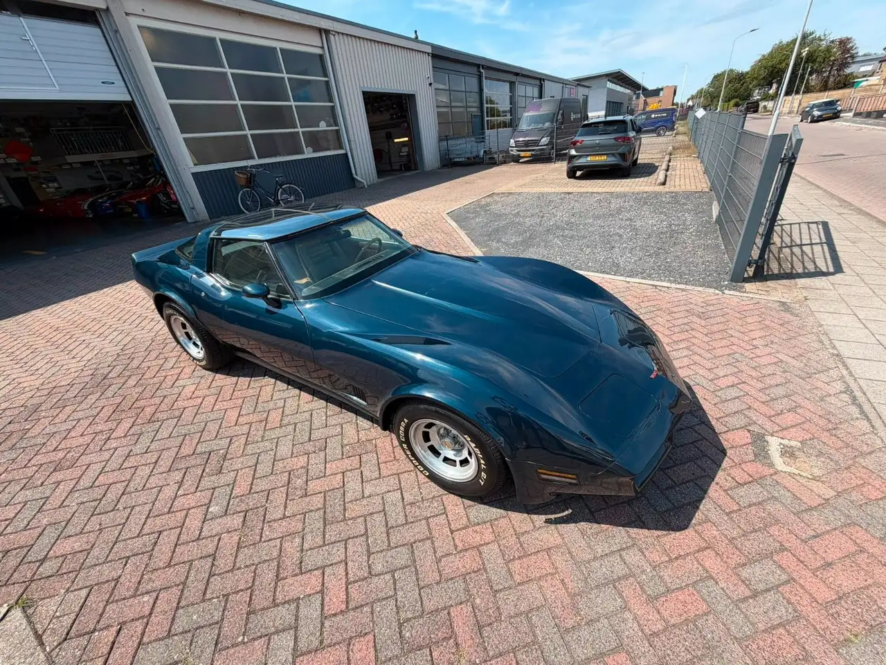 Corvette C3 Sehr schöne C3 L 82 wenig Meilen und 2 Vorb., foto 6