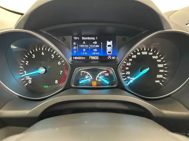 Ford Kuga view 16
