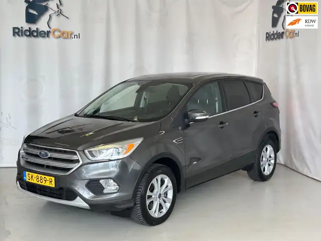 Ford Kuga 1.5 Titanium 4WD|GARANTIE|AUTOMAAT|PANO|CRUISE|AIR