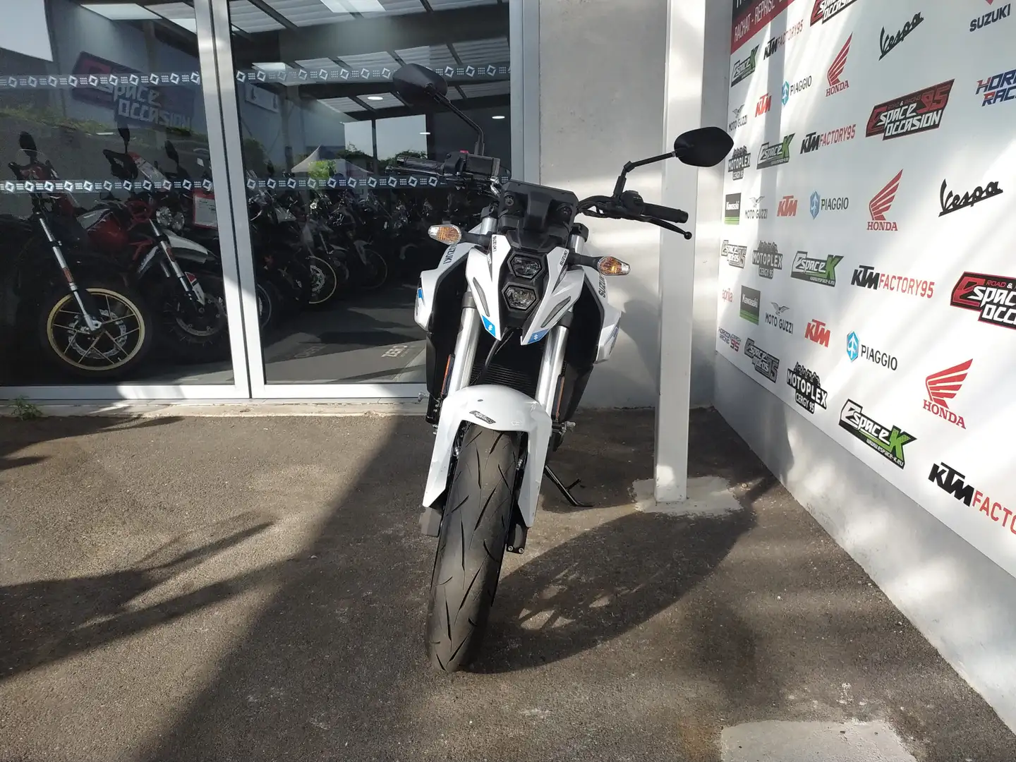 Suzuki Blanc - 2