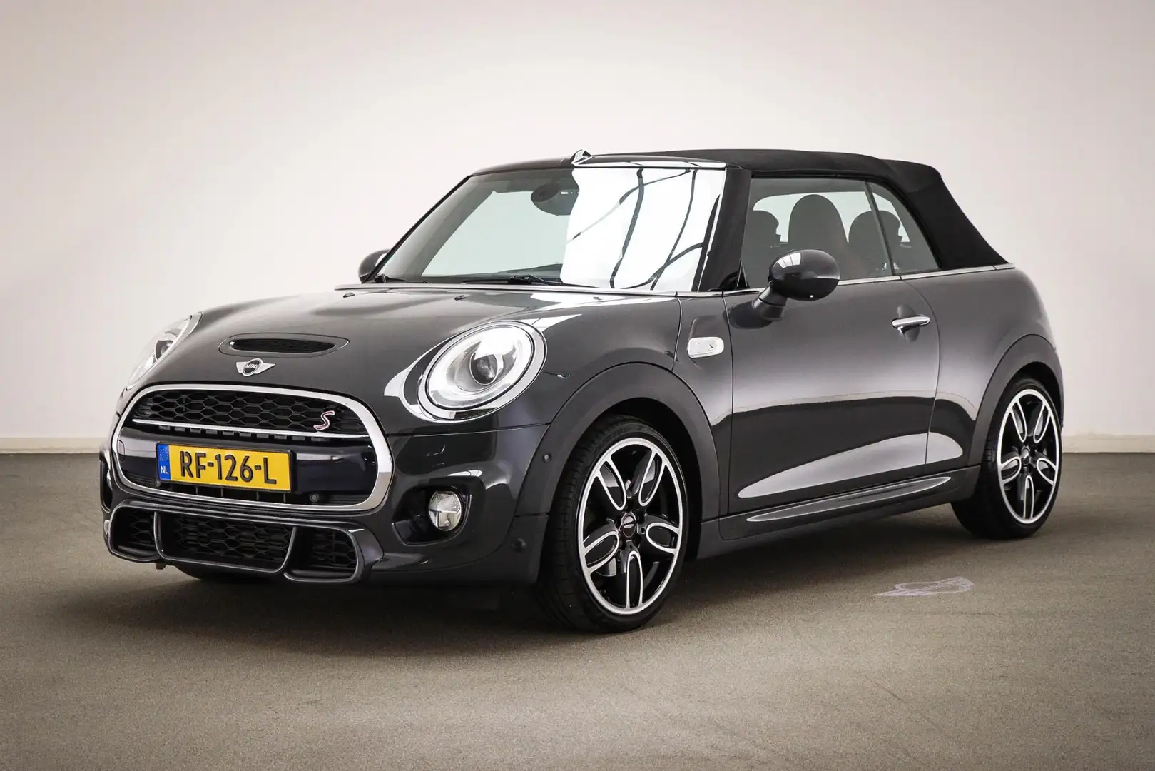 MINI Cooper S Cabrio Mini 2.0 JCW - PAKKET | CONNECTED | NAVIGATIE | WI Gri - 2