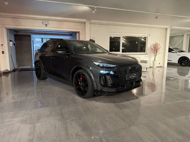 Audi Q6 e-tron E-TRON 100 kWh 50 Performance 3x S LINE * LUCHTVERING * PANO * MATRIX * 360° CAM * MASSAGE * TREKHAAK * 22" PERFORMANCE*