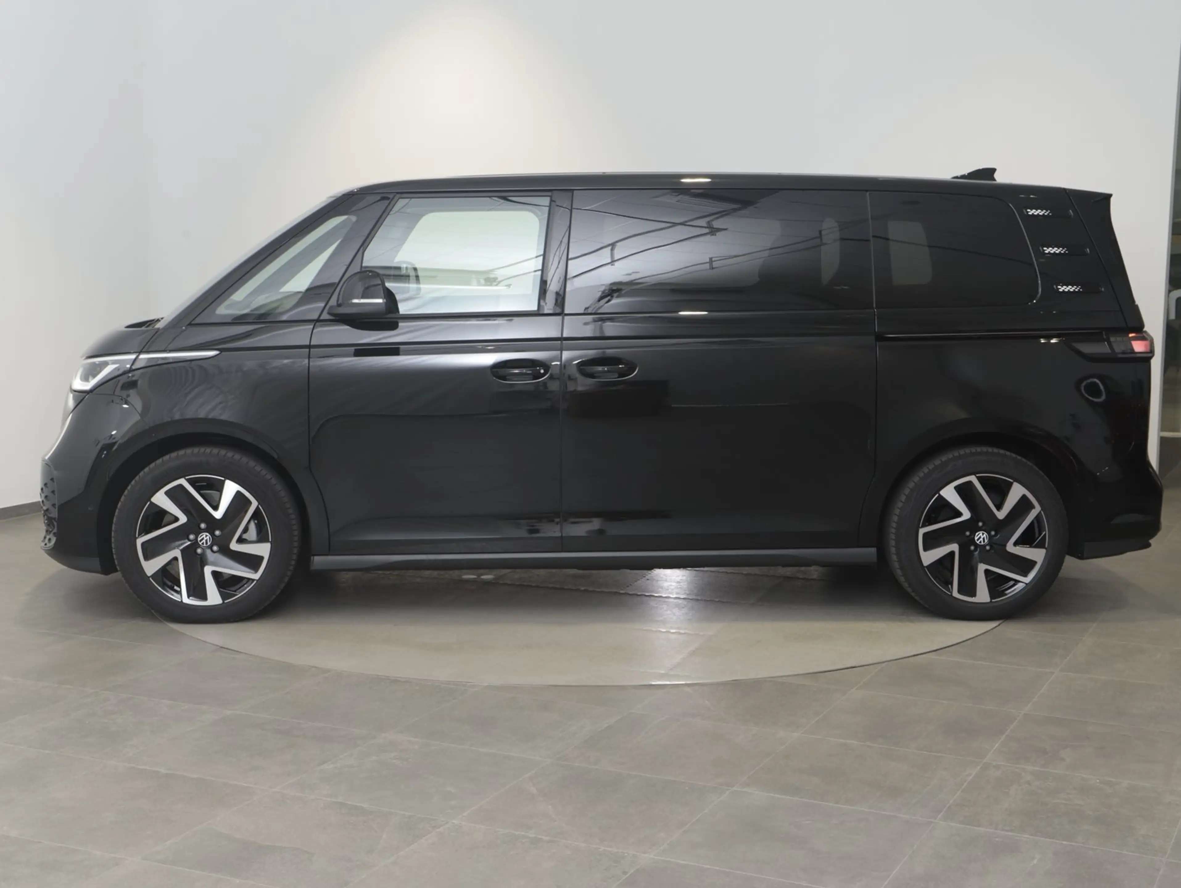 Volkswagen ID. Buzz VW ID. Buzz Pro LR 4MOTION 250 kW — photo 3