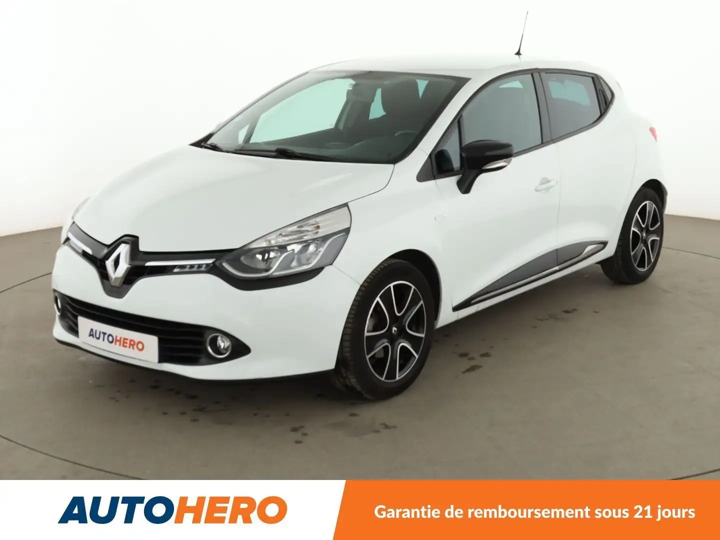 Renault Clio 1.2 Limited Blanc - 1