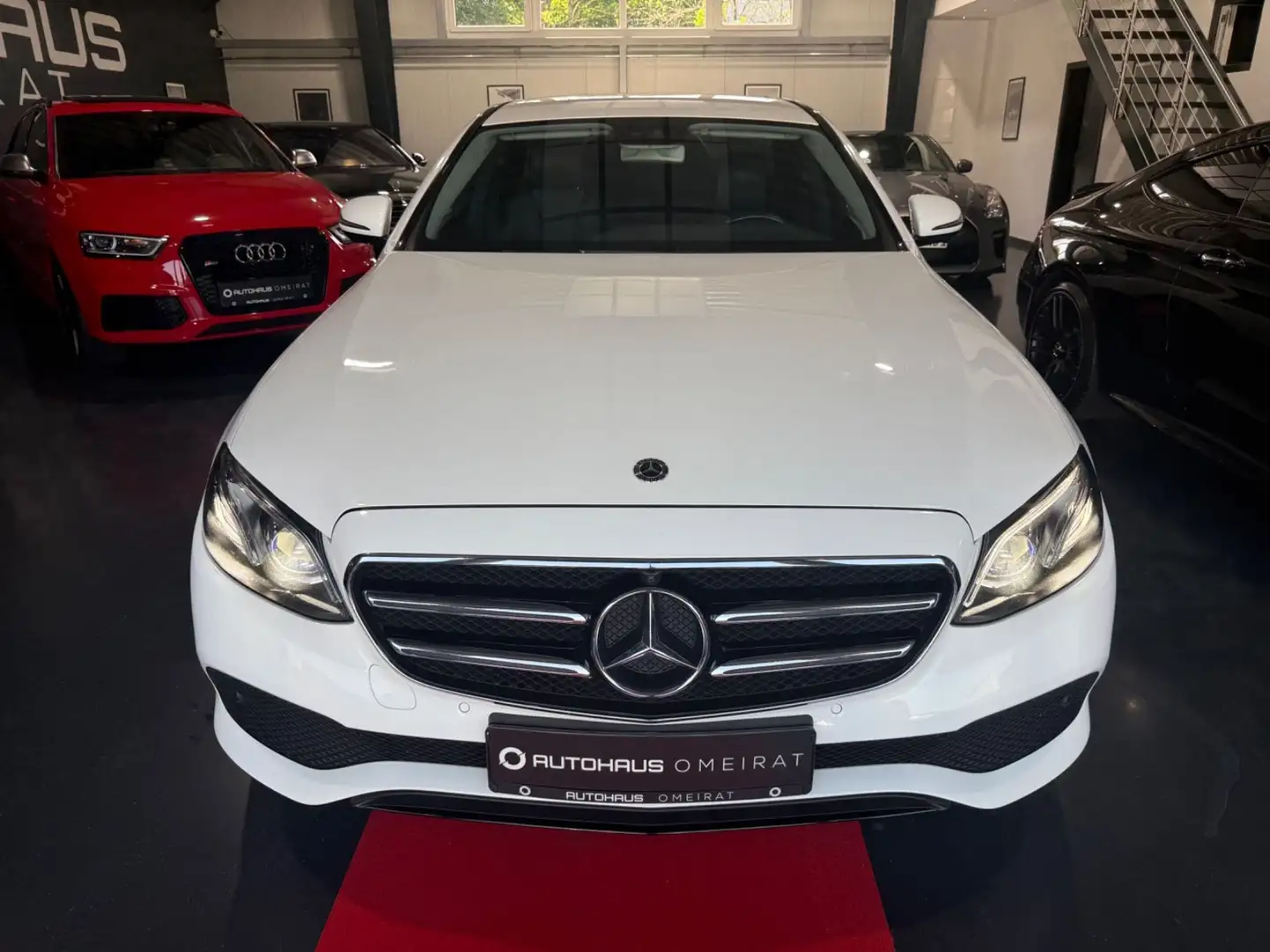 Mercedes-Benz E 400 d 4M Avantgarde/Burmester/LED/360°Kamera Weiß - 2