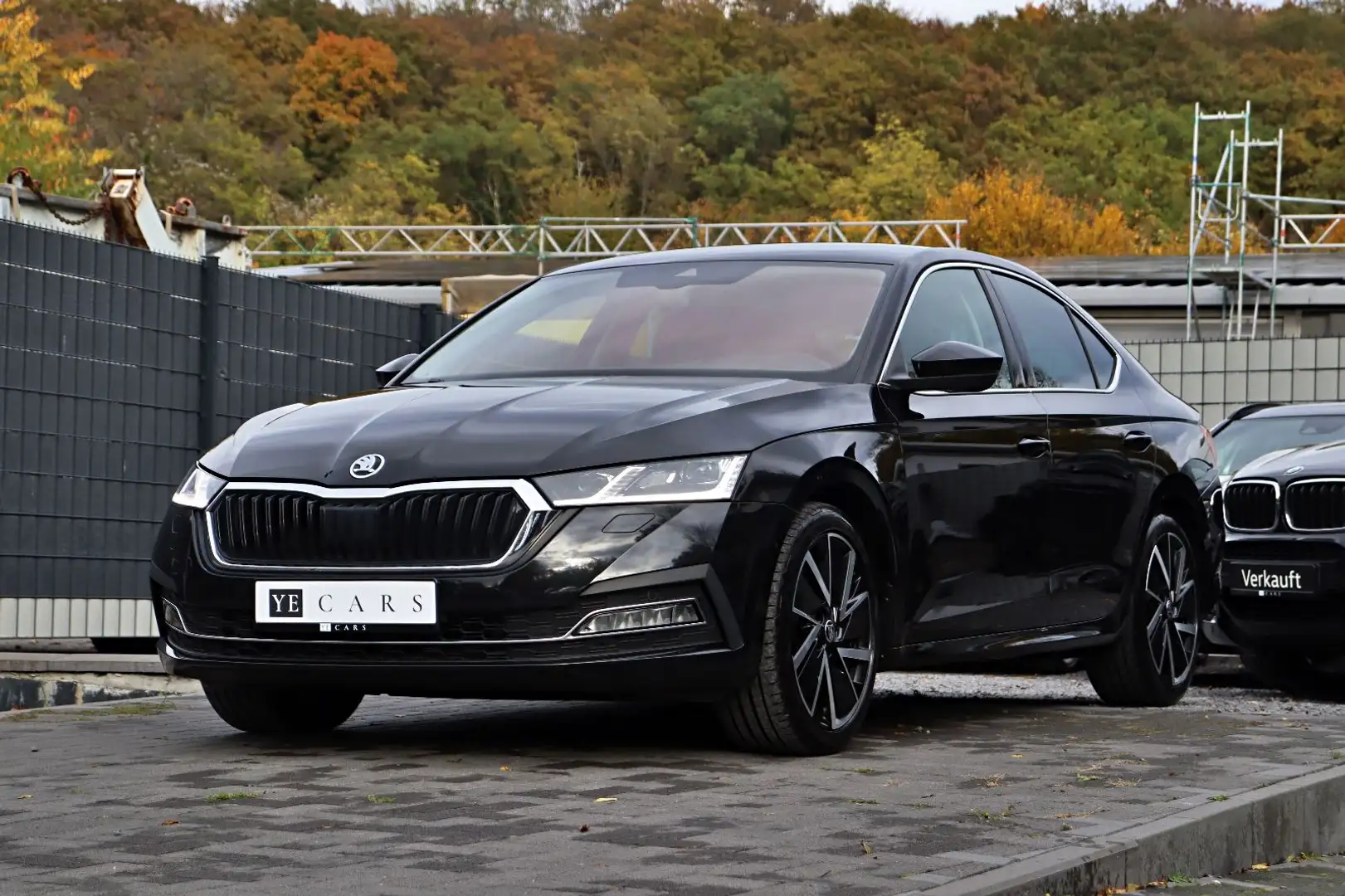 Skoda Octavia Lim First Edition 1.5 TSI LED*RFK*HUD*VC Schwarz - 2