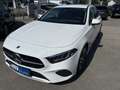 Mercedes-Benz A 180 d Weiß - thumbnail 2
