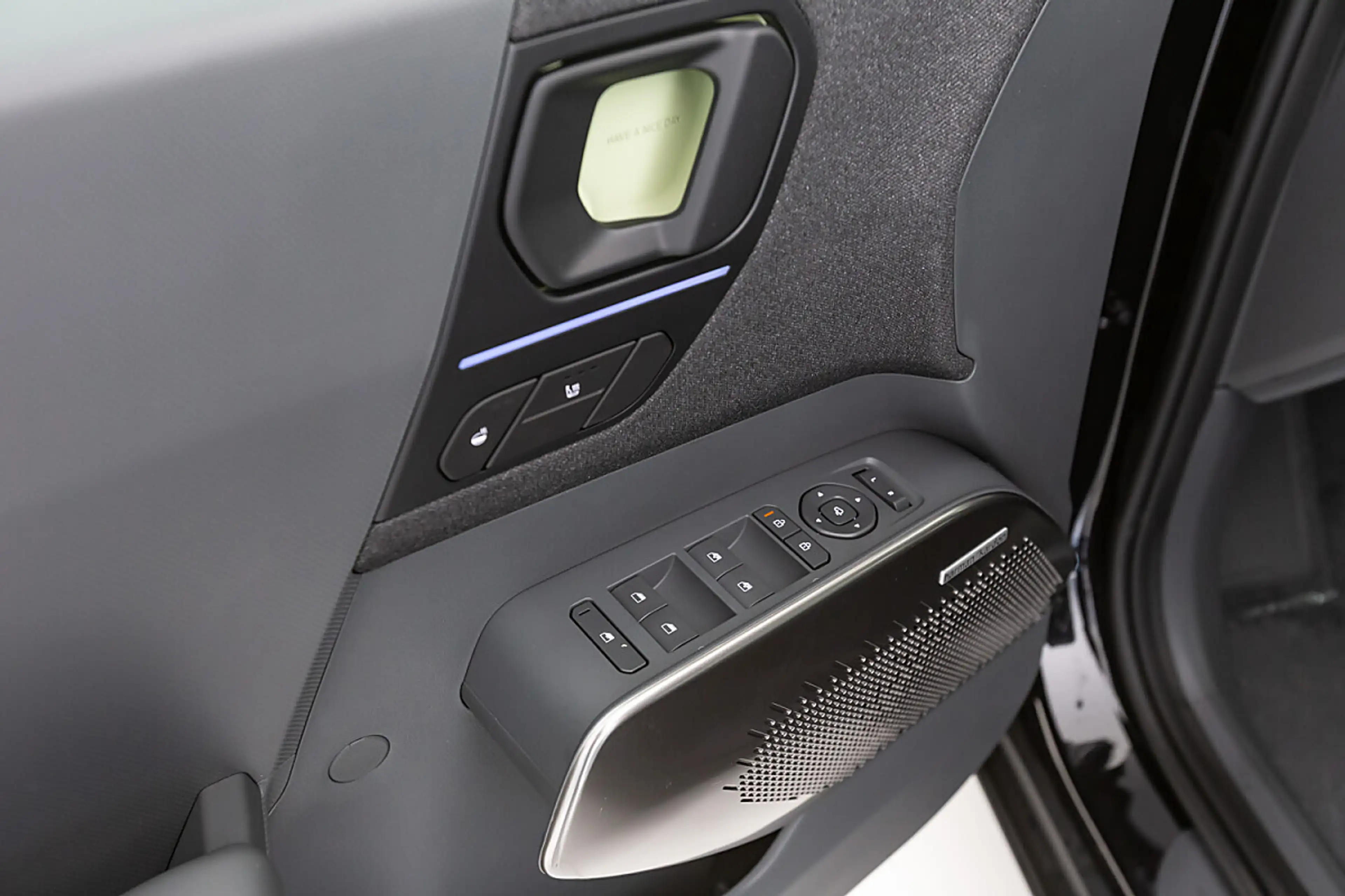 Kia EV2 4S FWD 42,2kWh Earth Plus — photo 11