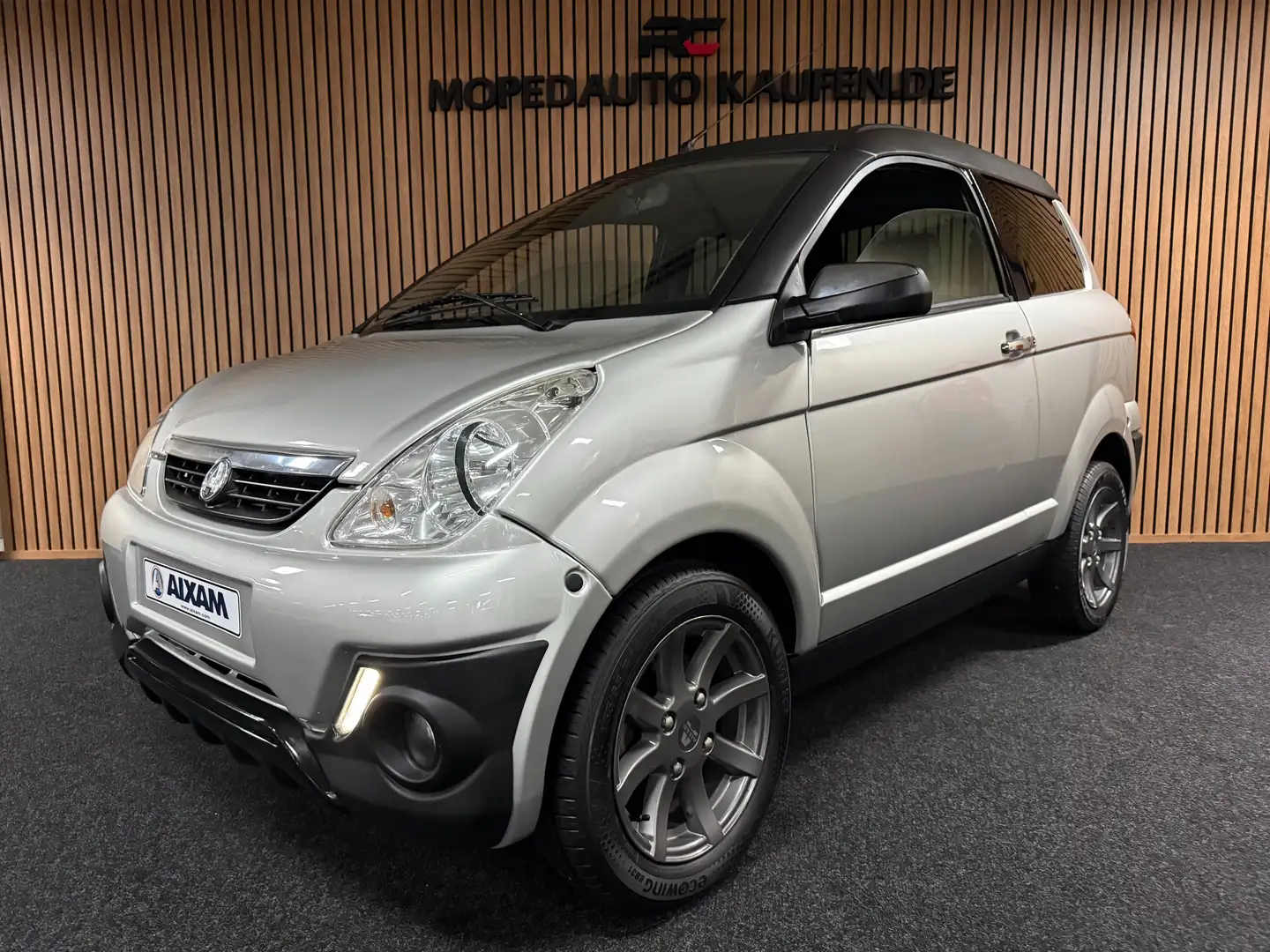 Aixam Crossover XXL Kofferraum / Kubota Motor / Kostenlose Liefer Grey - 2