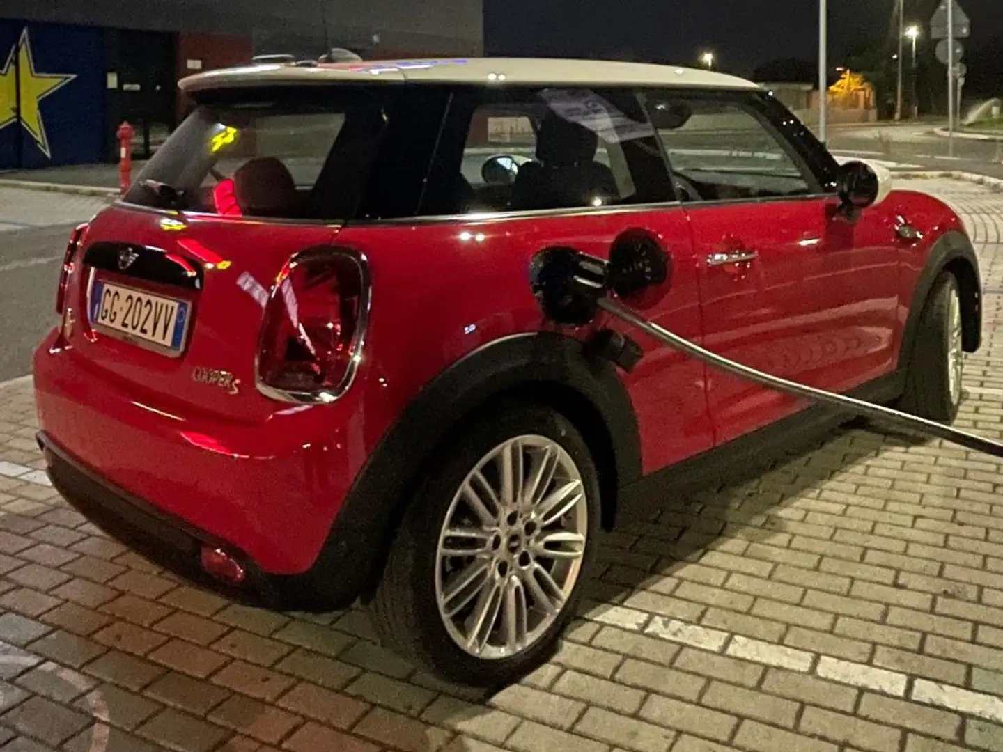 MINI Cooper SE Mini F56 2021 Full Electric 3p Yours auto Rouge - 2