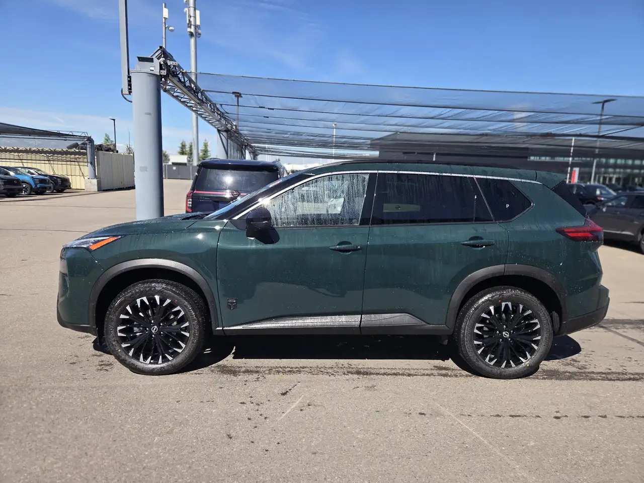 Nissan Rogue снимка Nissan Rogue
