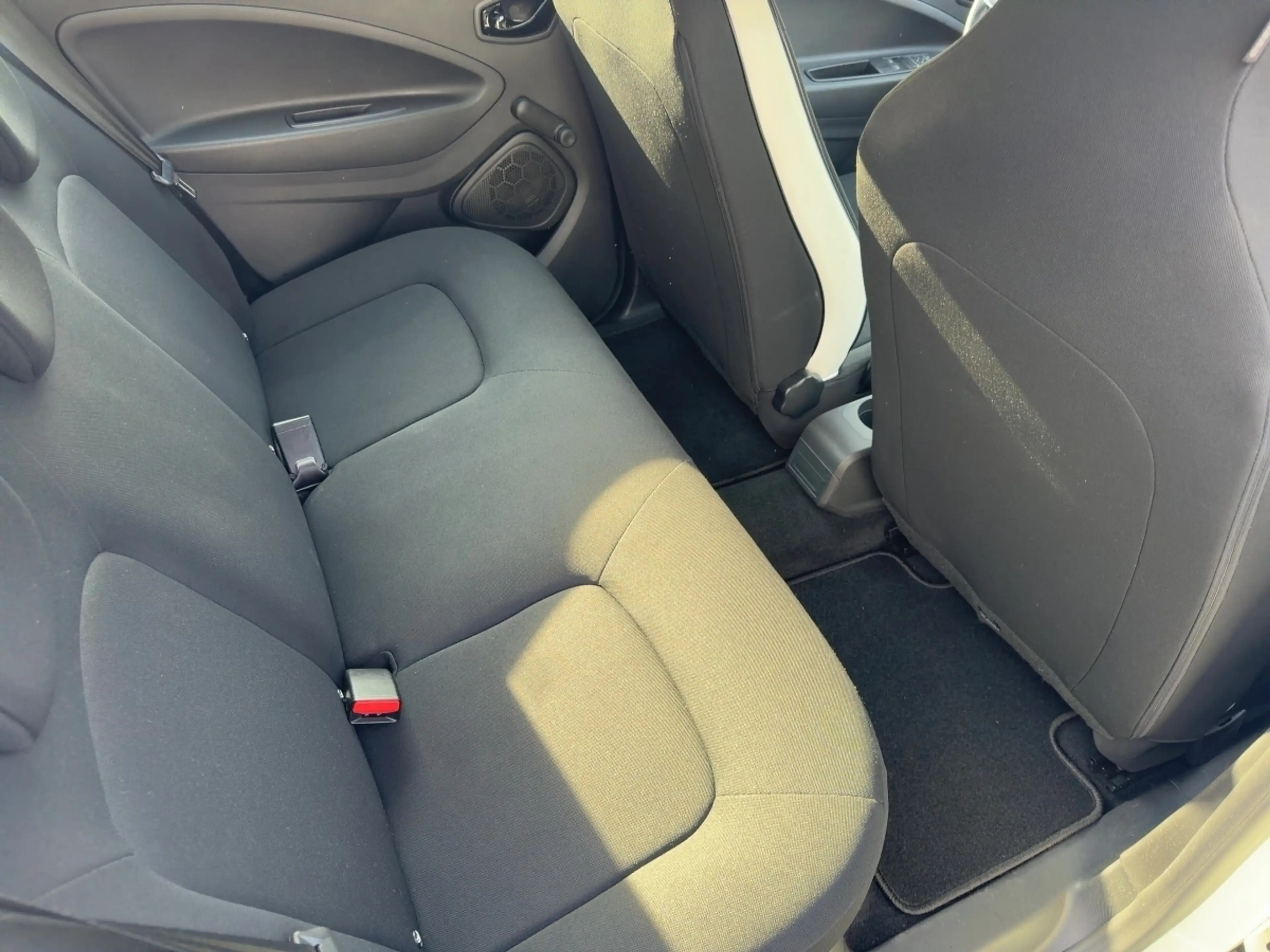 Renault ZOE R110 Life Z.E.50 Batteriemiete (52kWh) — photo 12