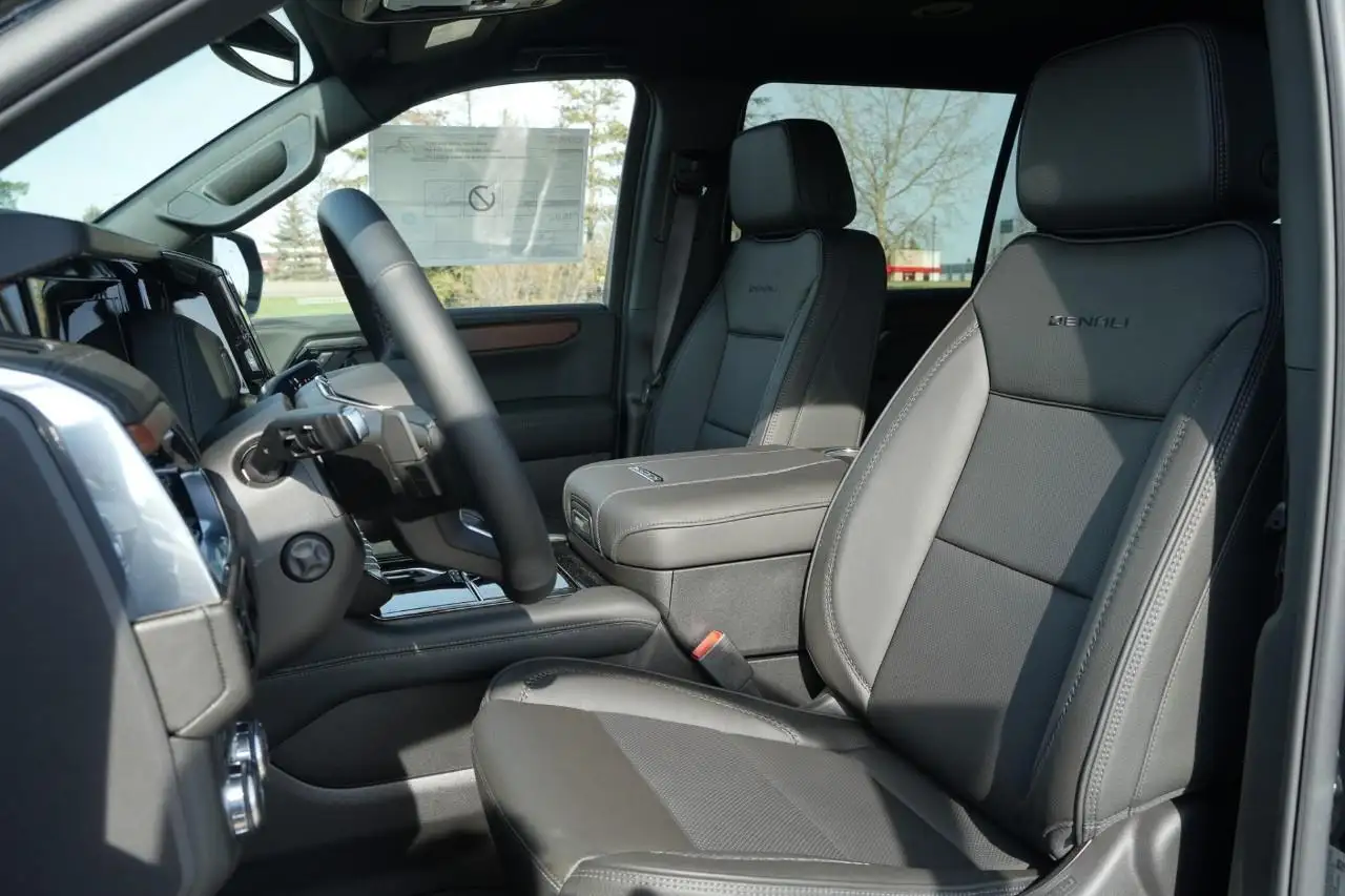 GMC Yukon снимка GMC Yukon