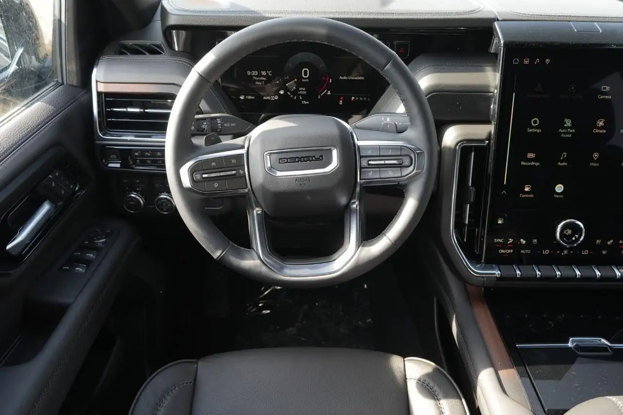 GMC Yukon снимка GMC Yukon