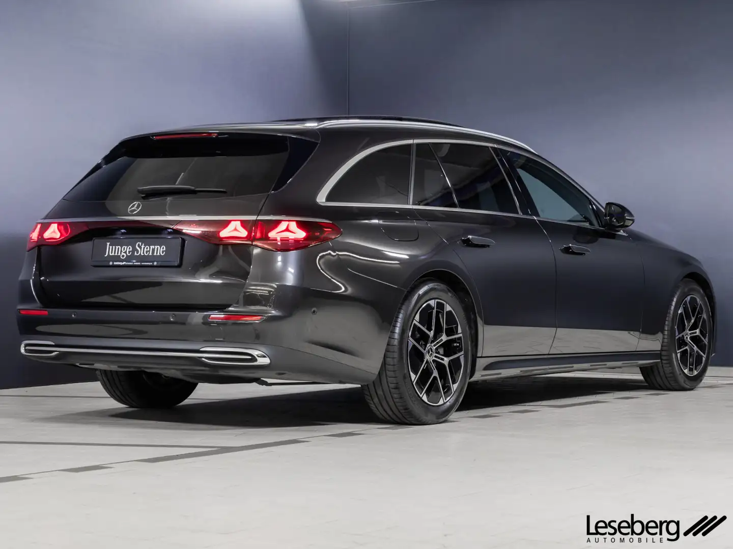 Mercedes-Benz E 220 E 220 d T Avantgarde LED/Pano/Distronic/ Kamera/ Grigio - 2