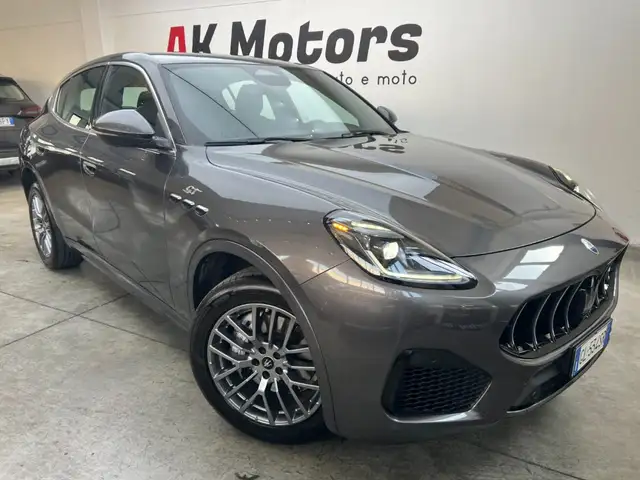 Maserati Grecale MHEV 300 CV AWD GT