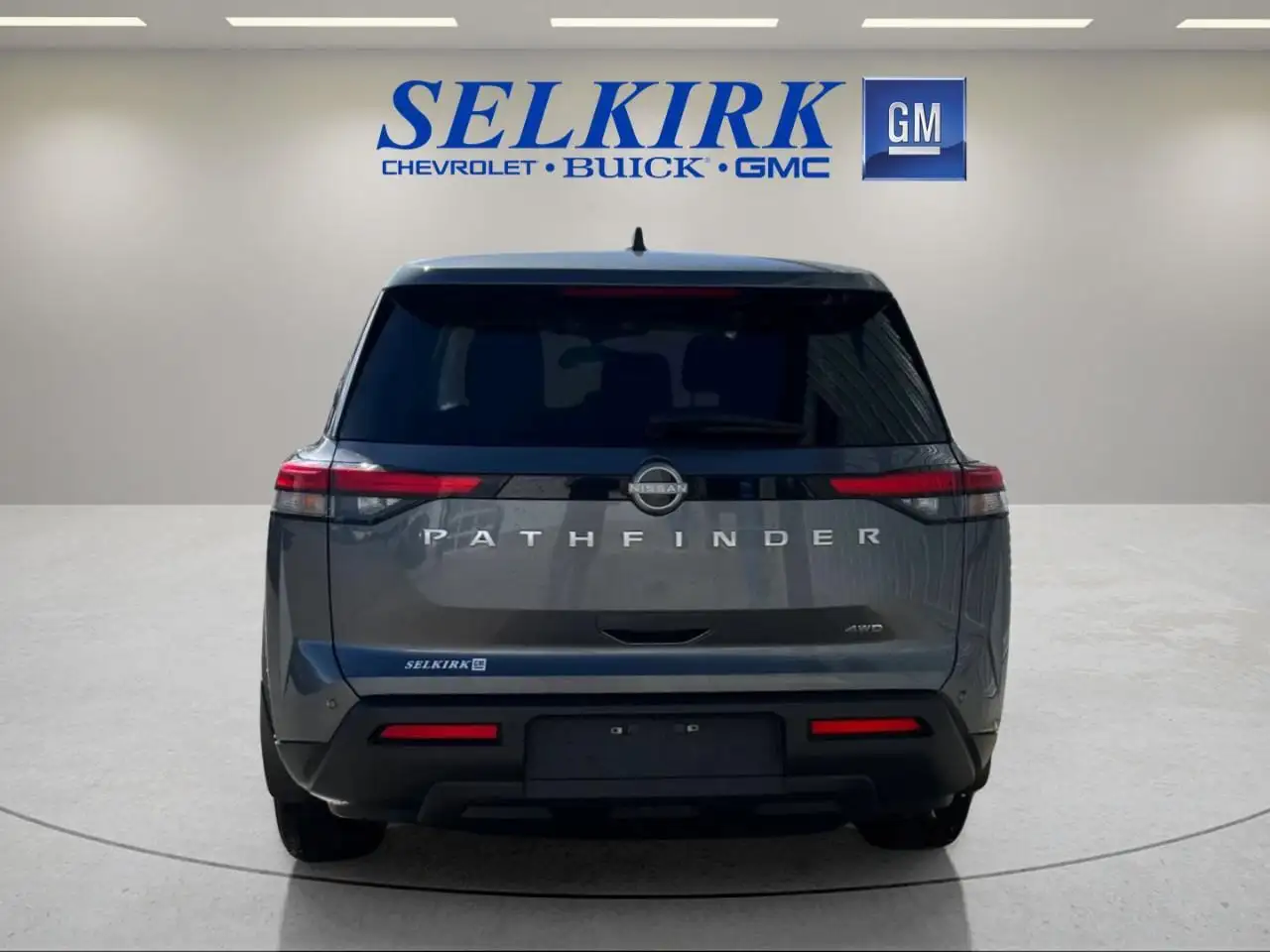 Nissan Pathfinder photo Nissan Pathfinder