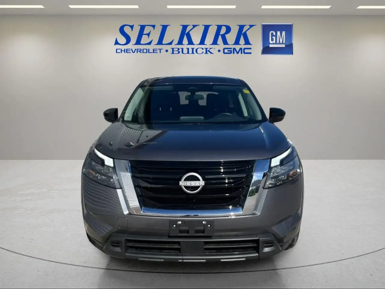 Nissan Pathfinder photo Nissan Pathfinder