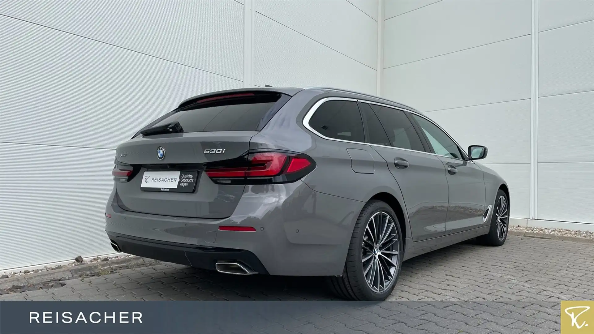 BMW 530 i xDrive Tou LCPro.HuD,Sthz.RFK,Komfortsitz Grau - 2