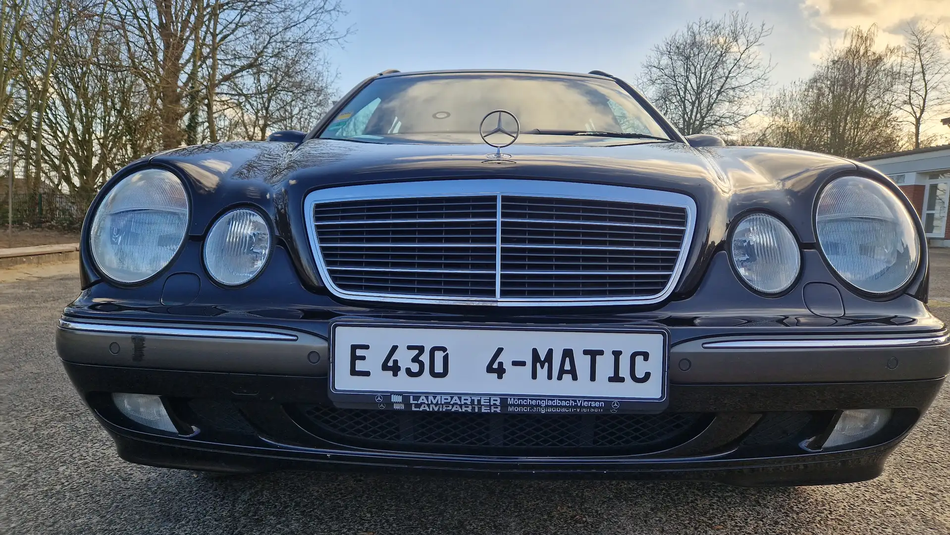 Mercedes-Benz E 430 E 430 T Elegance 4-Matic Schwarz - 1