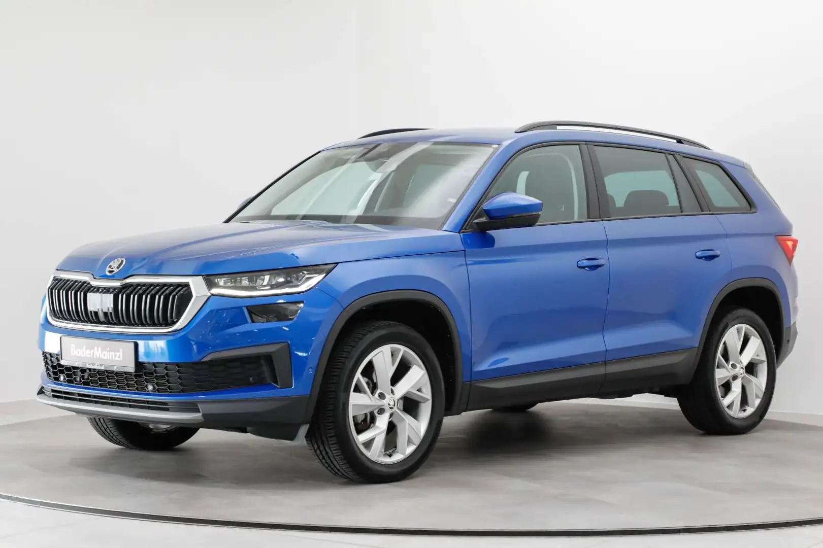 Skoda Kodiaq 2.0 TDI DSG Tour AHK Kamera ACC Matrix Blau - 2