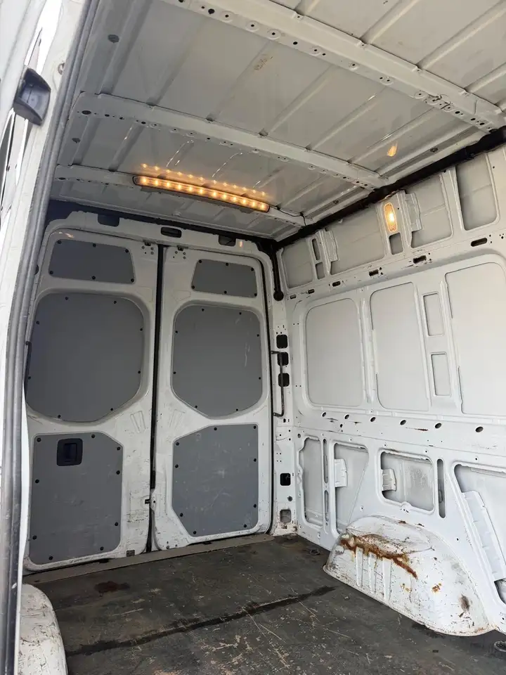 Mercedes-Benz Sprinter снимка Mercedes-Benz Sprinter