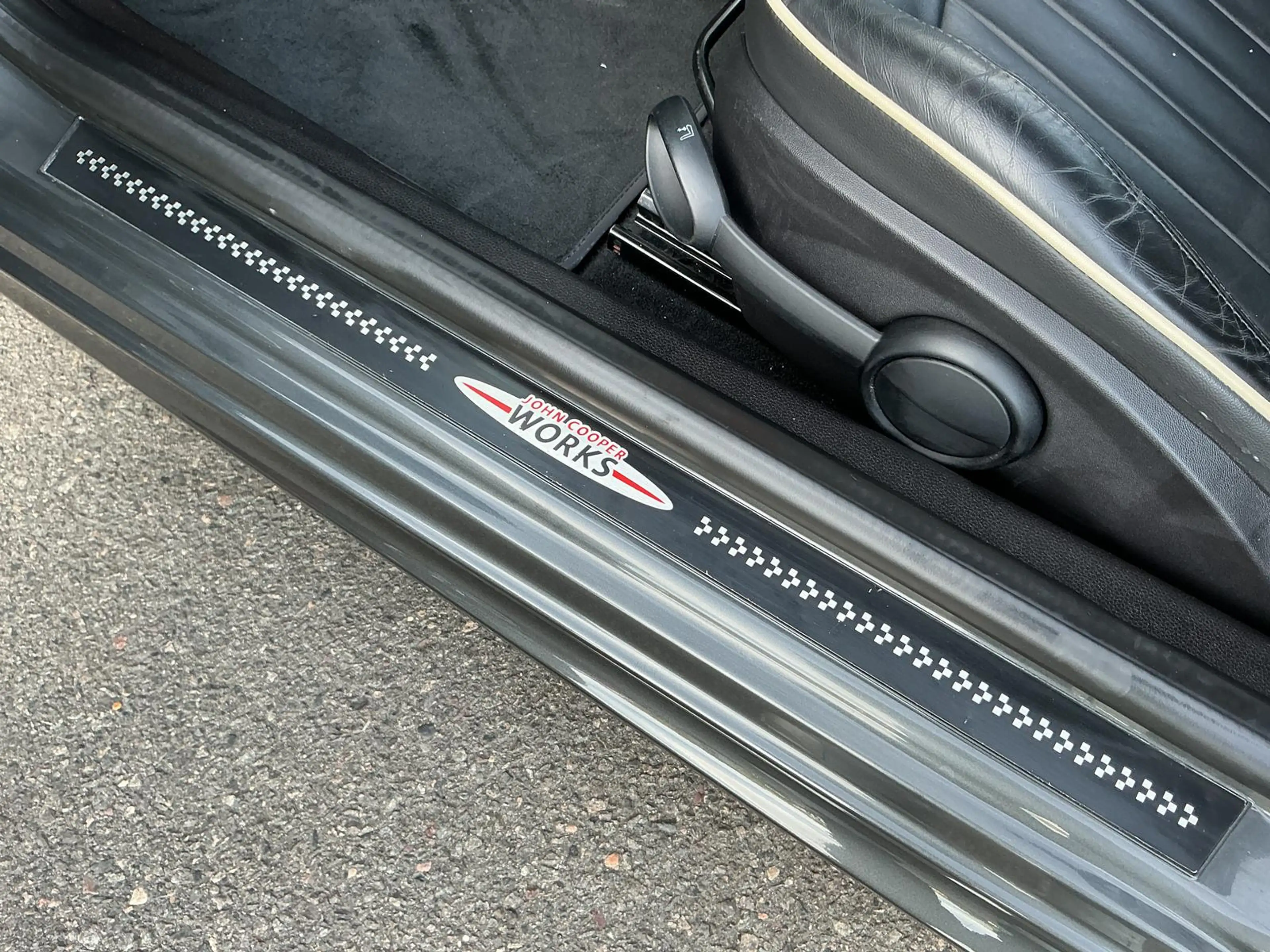MINI John Cooper Works Cabrio AUT Chilli XEN NAVI SHZ — photo 35