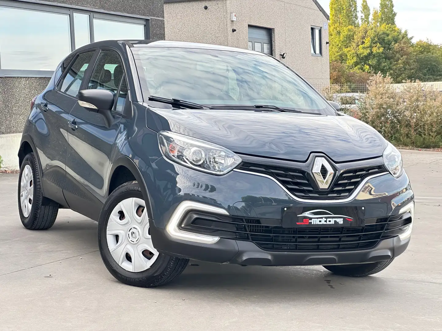 Renault Captur Grijs - 1