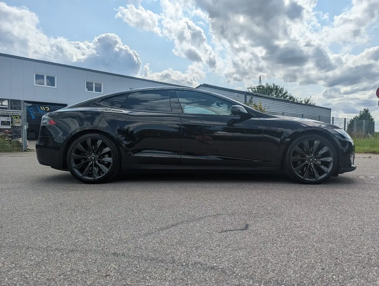 Tesla Model S