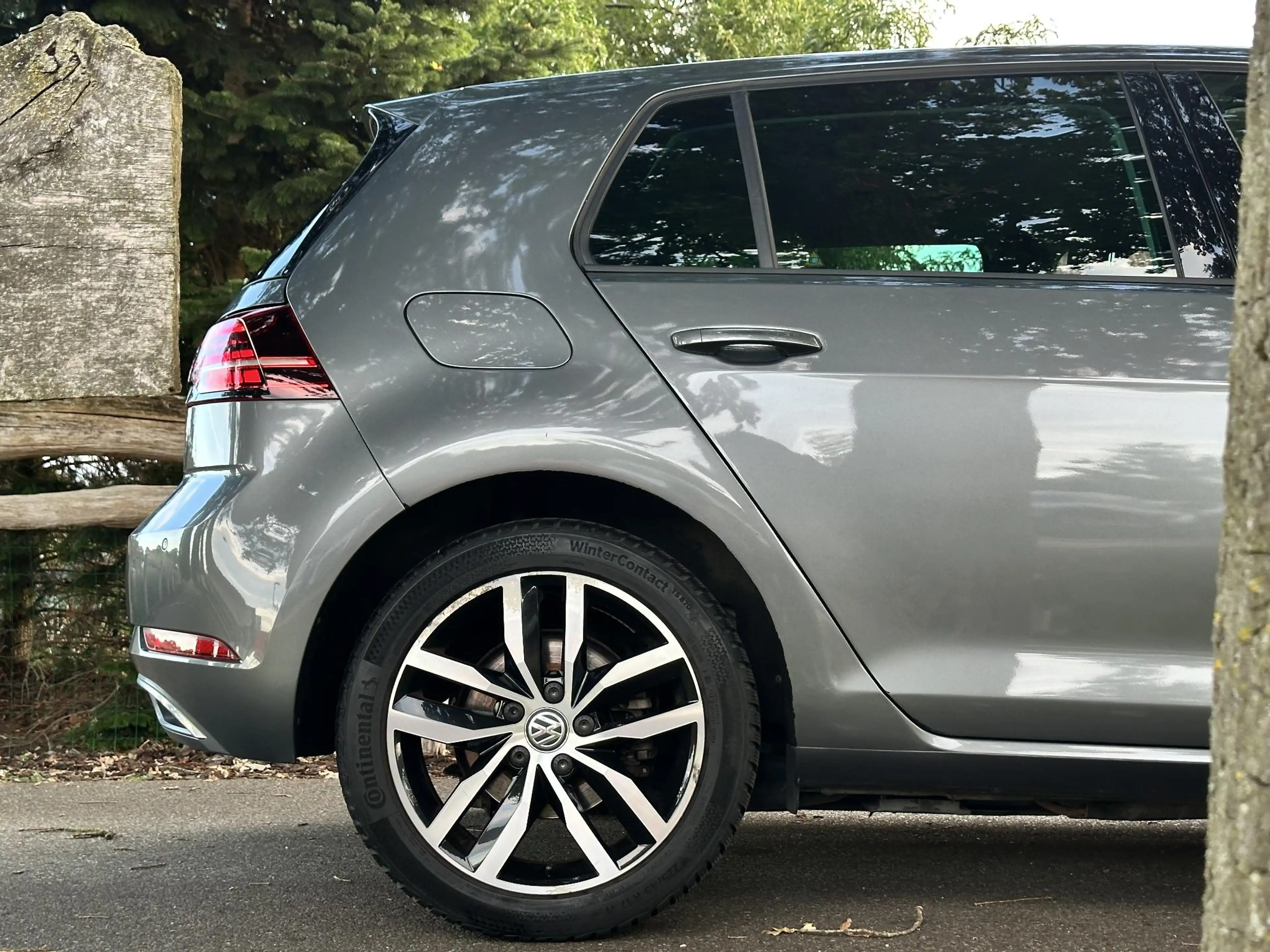 Volkswagen e-Golf e-Golf — photo 9
