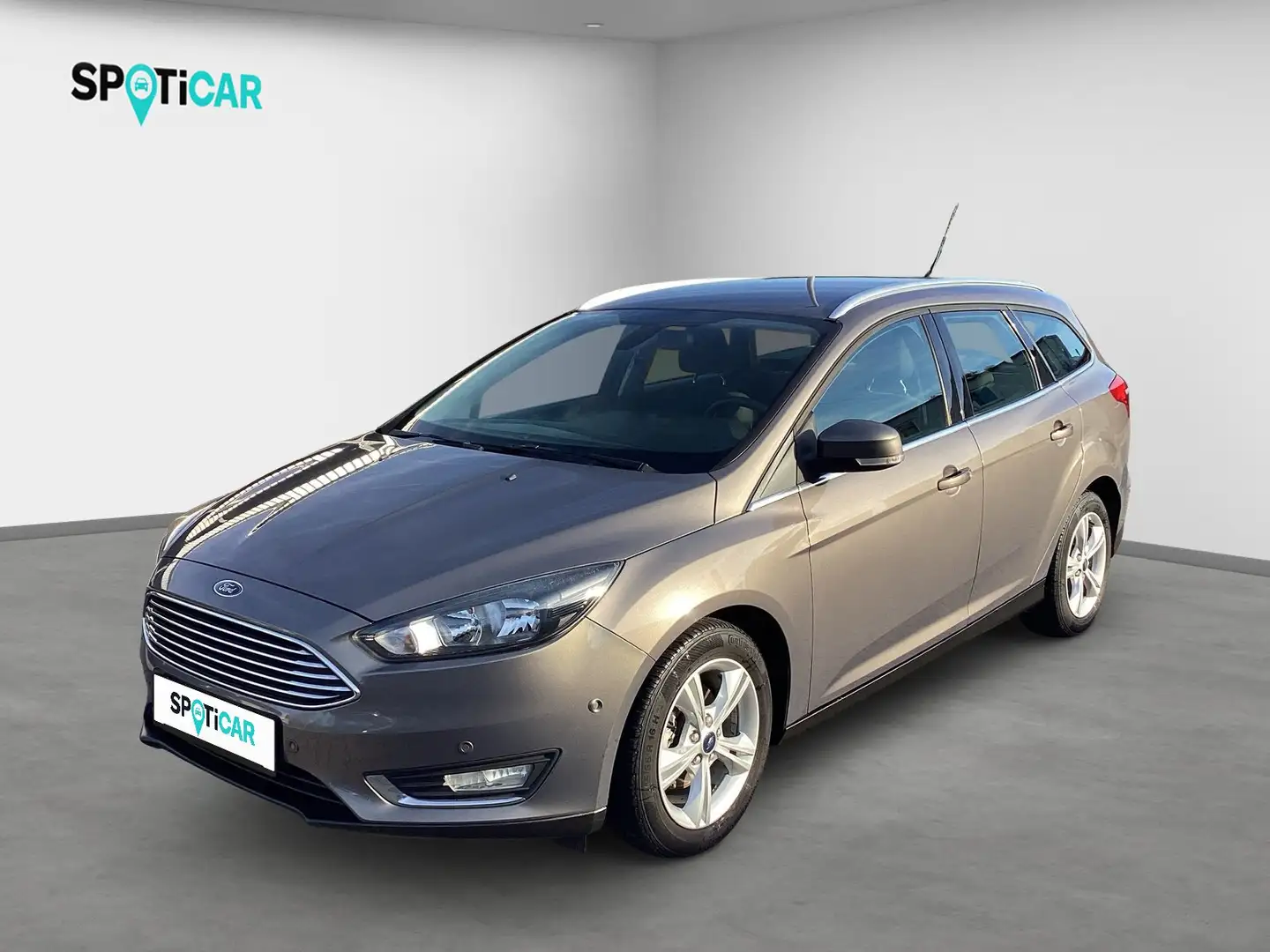 Ford Focus Titanium Braun - 1
