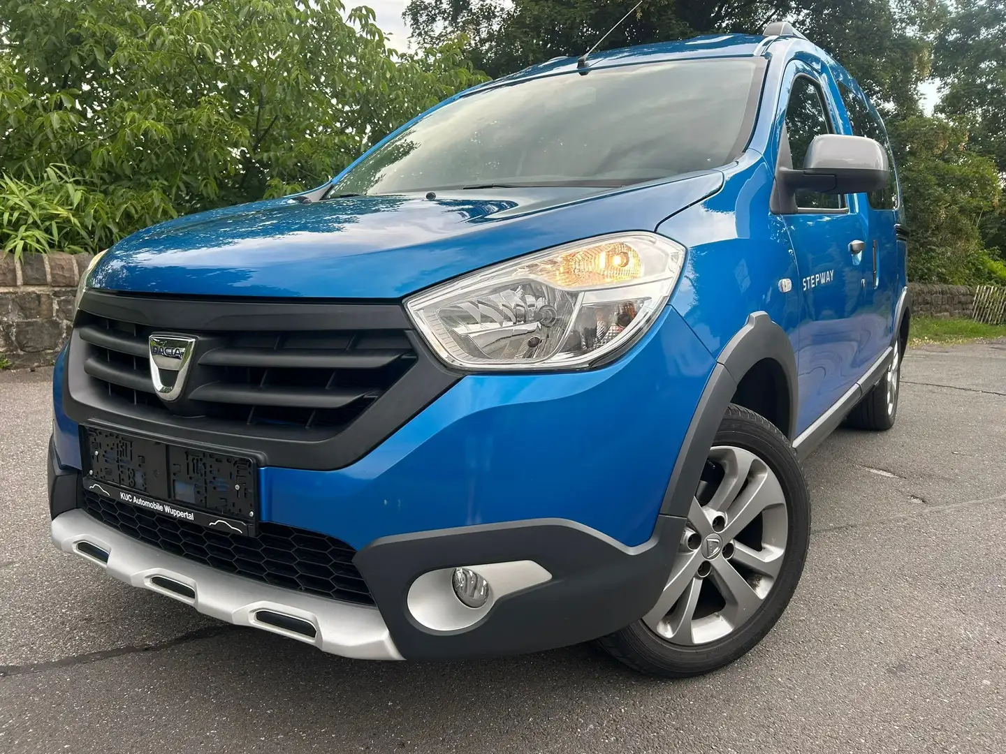 Dacia Dokker Stepway 1.5 dCi Navi/Klima/2.Hand Blau - 2