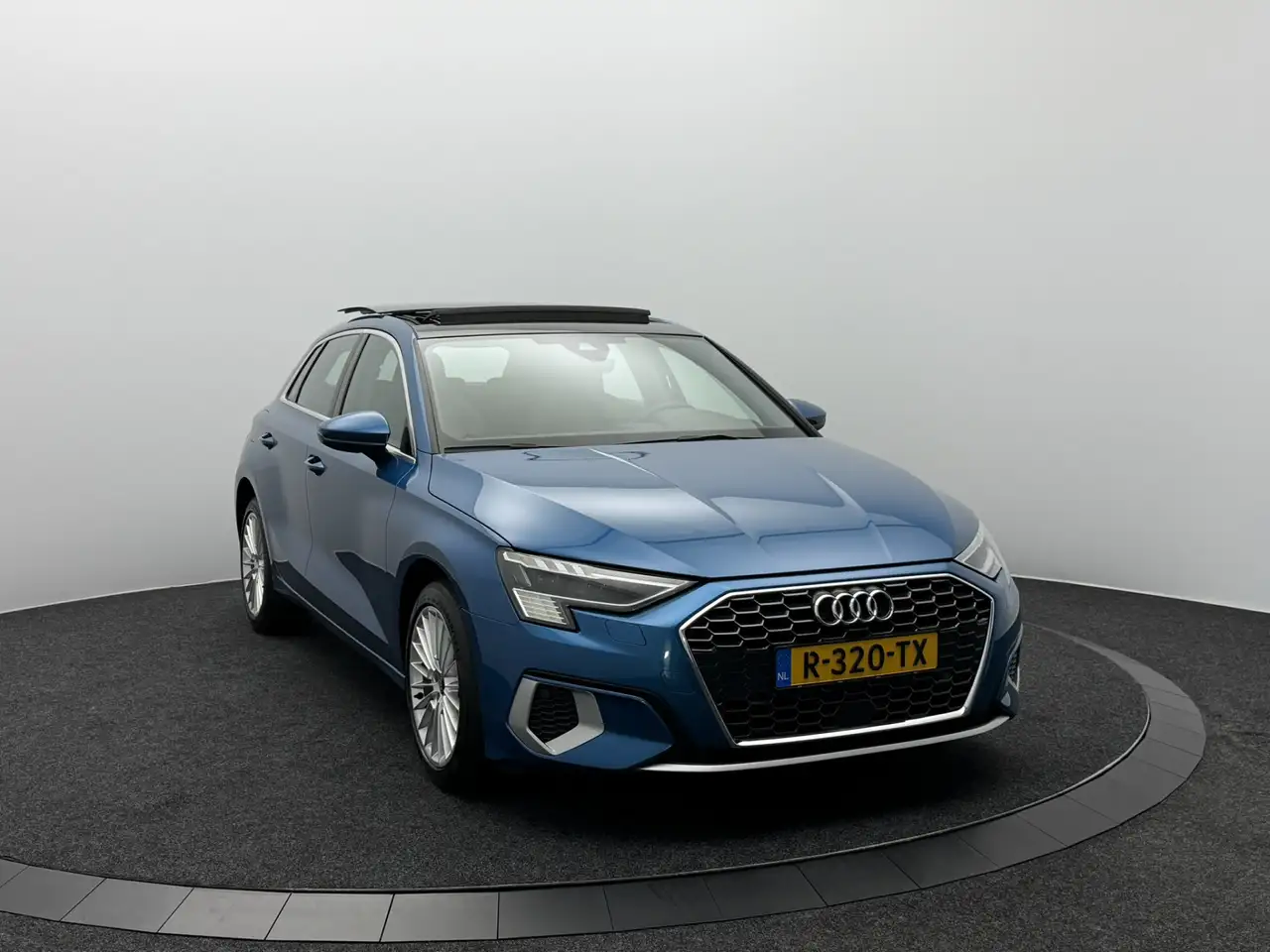 Audi A3 Sportback 40 TFSI e Advanced Edition Matrix-Led, миниатюра 6
