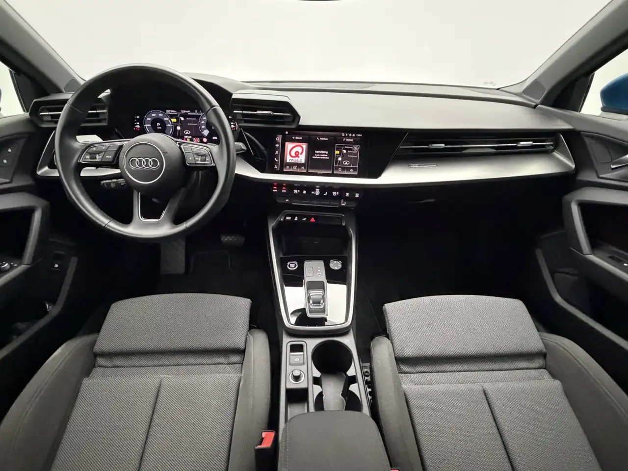 Audi A3 Sportback 40 TFSI e Advanced Edition Matrix-Led, миниатюра 3