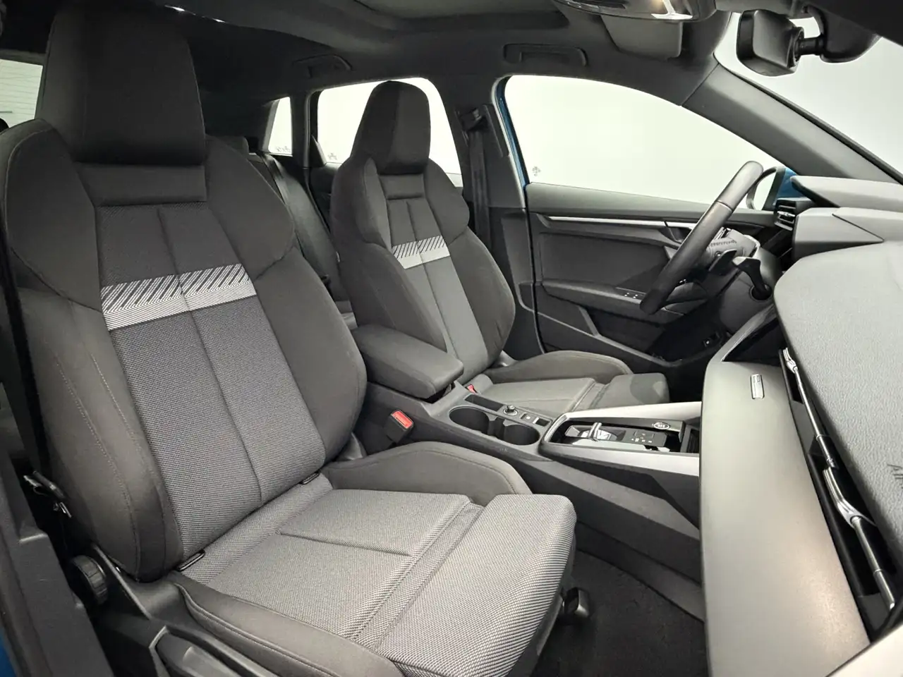 Audi A3 Sportback 40 TFSI e Advanced Edition Matrix-Led, миниатюра 8