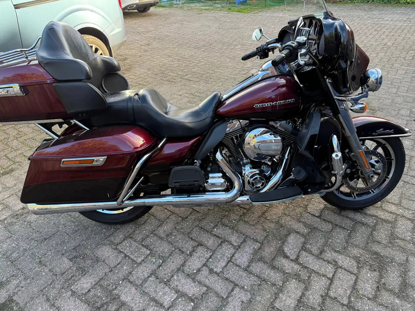 Harley-Davidson Ultra Limited Červená - 2