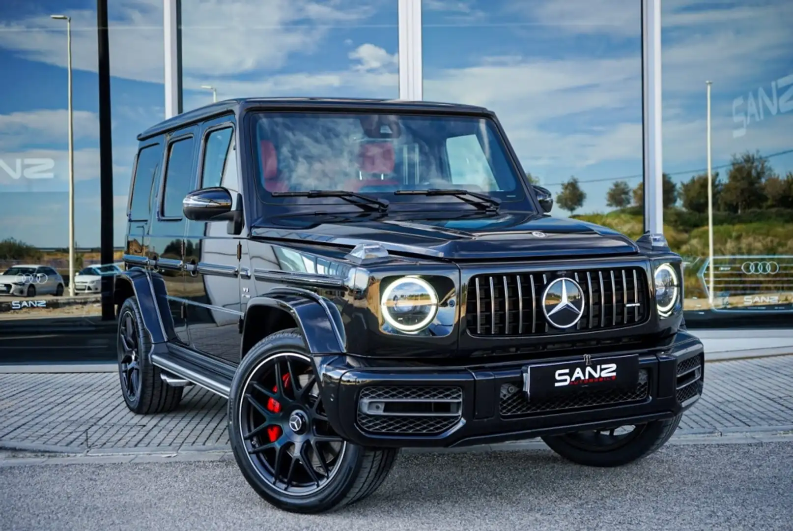 Mercedes-Benz G 63 AMG 4x42 Zwart - 2