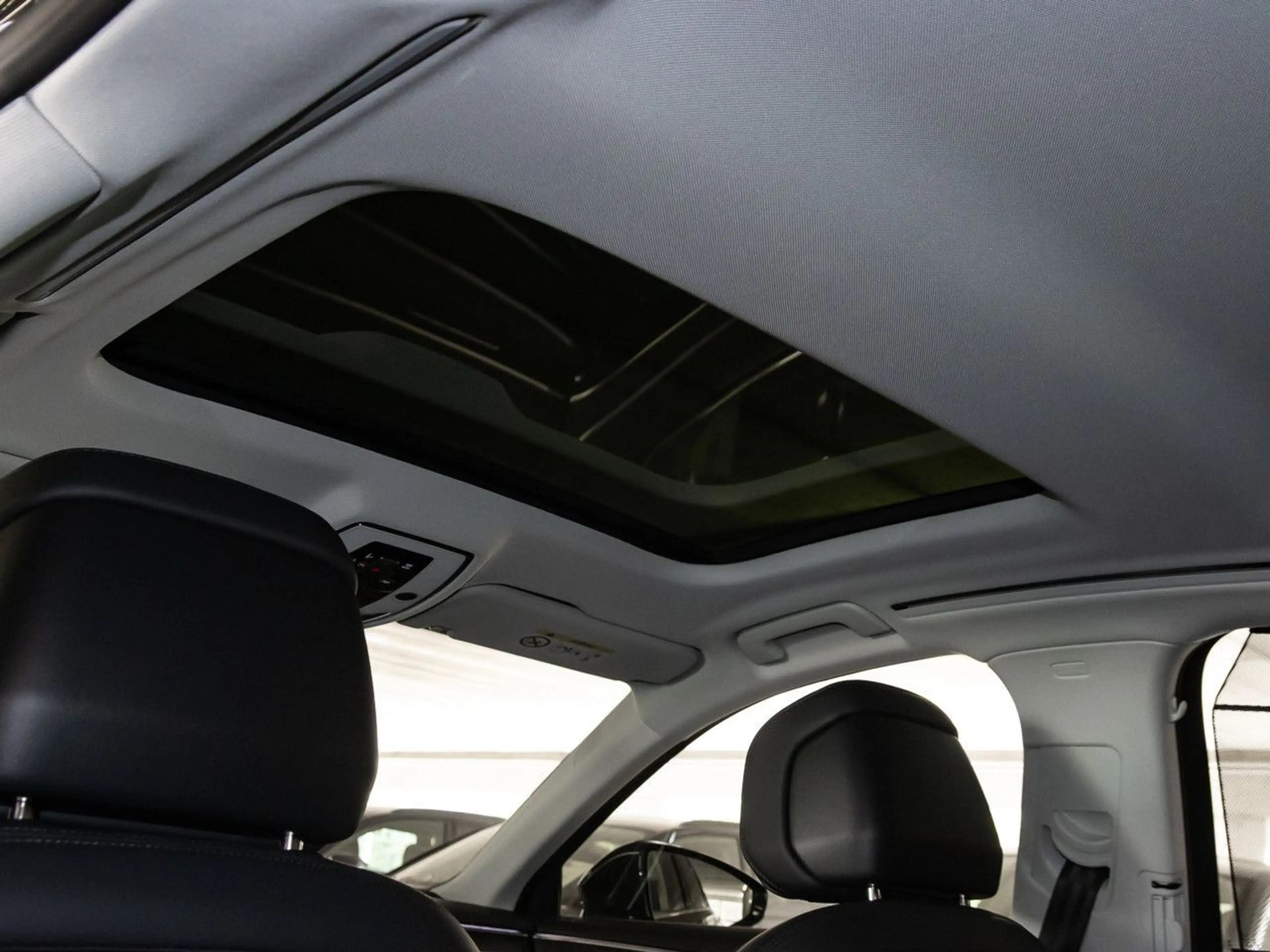 Audi A8 60 TFSI e quattro Pano B&O 360°Kamera 19'' — photo 11