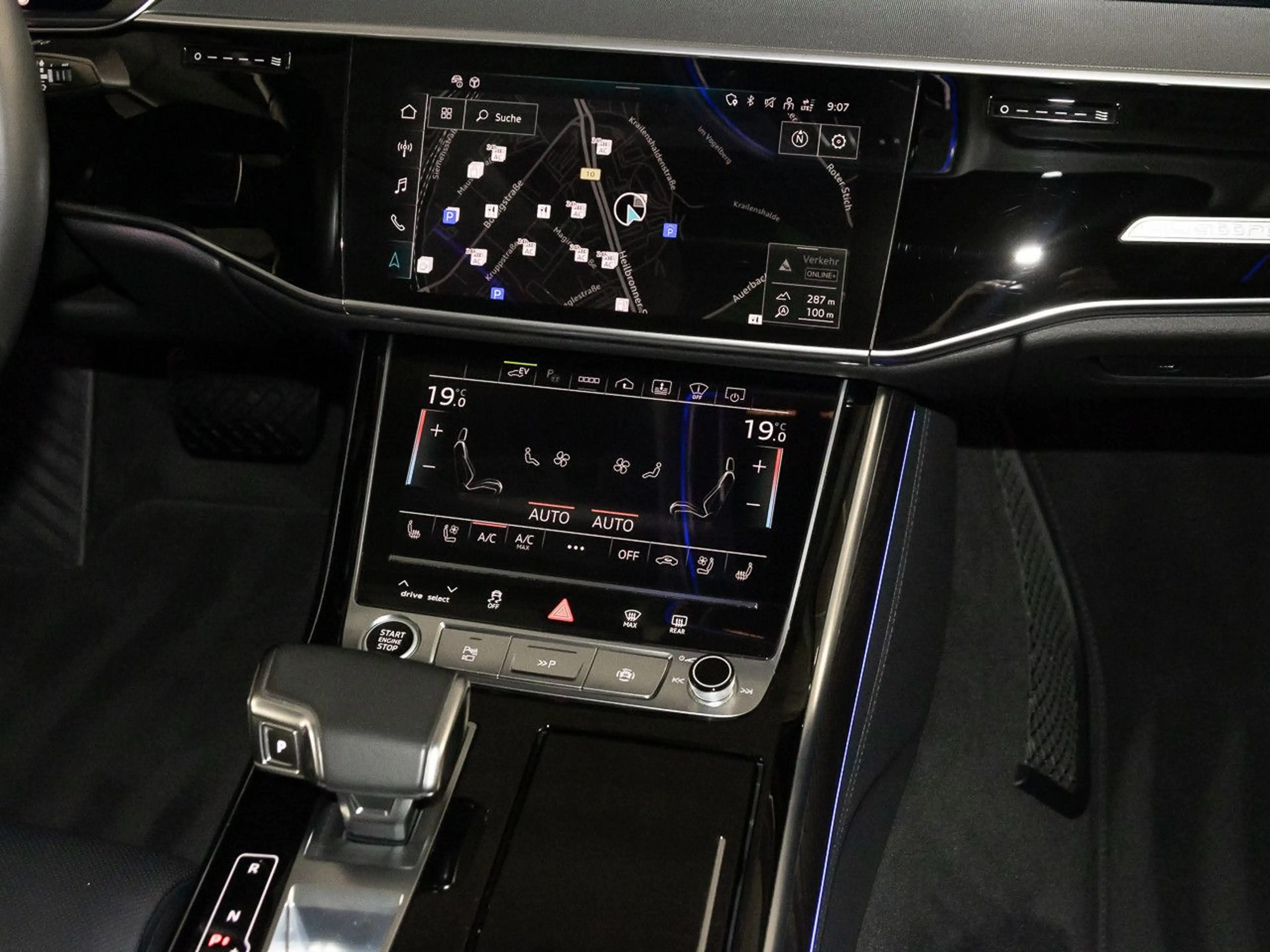Audi A8 60 TFSI e quattro Pano B&O 360°Kamera 19'' — photo 15