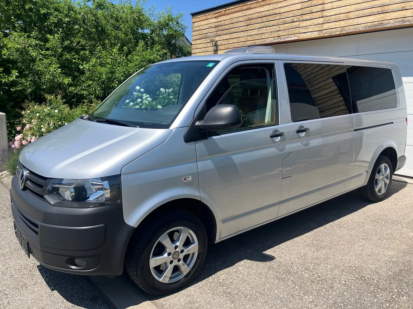 Volkswagen T5 Transporter Kombi LR 2,0 BMT TDI 4motion Argent - 1