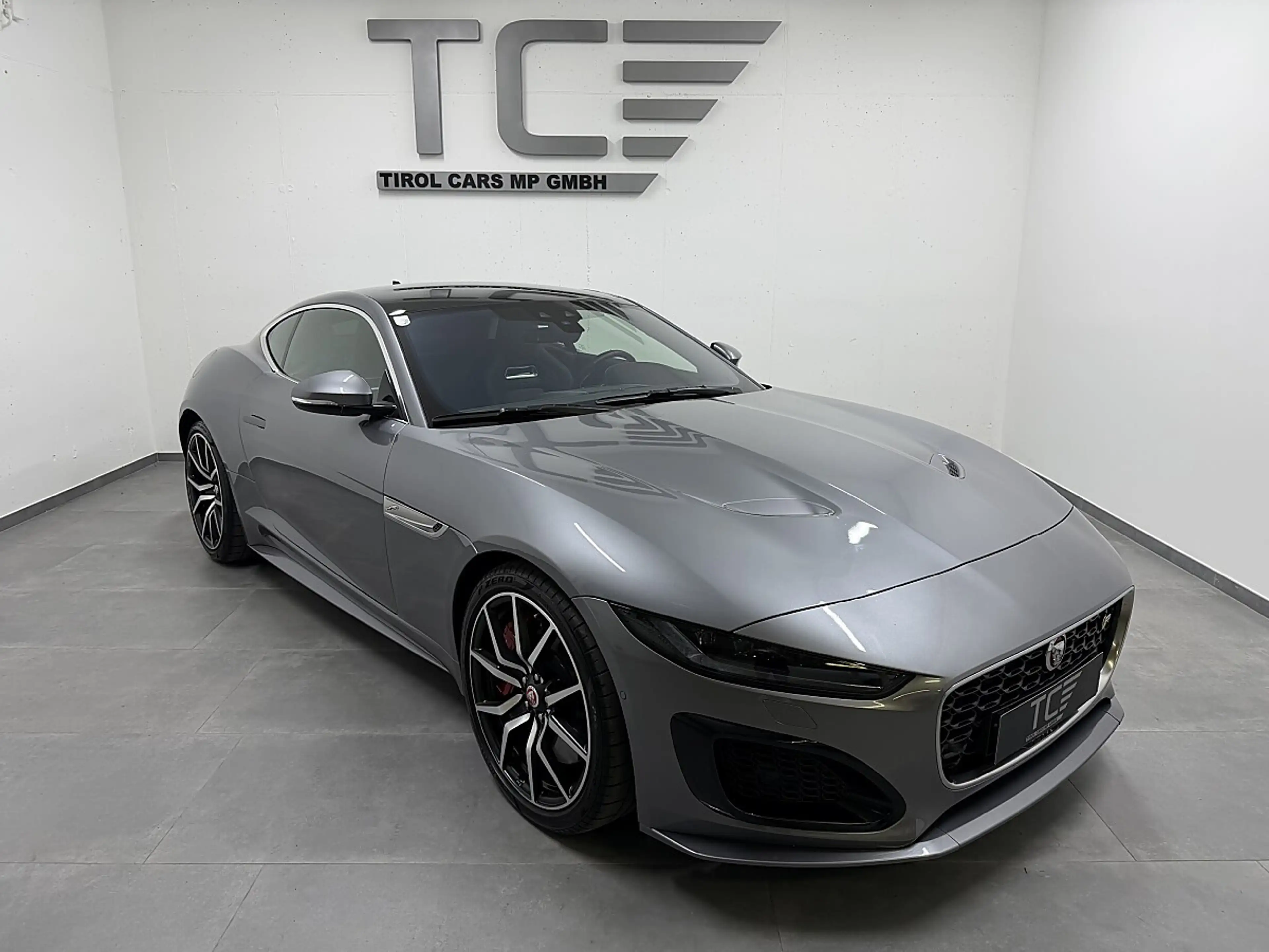 Jaguar F-Type F-TYPE 5.0 L V8 R AWD R Dynamic, Pano, Meridian,