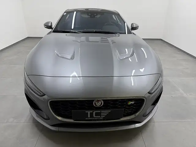 Jaguar F-Type view 3