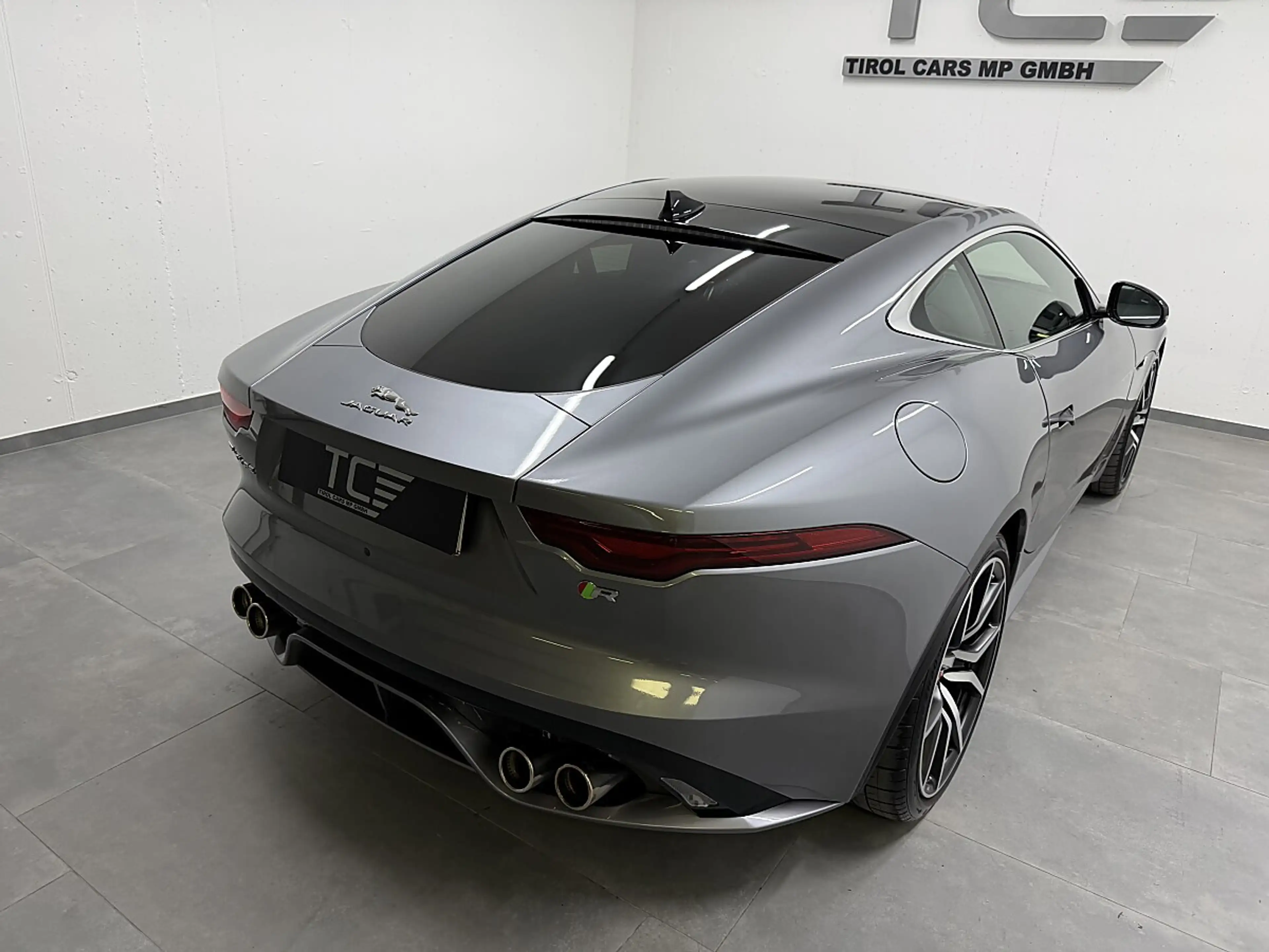 Jaguar F-Type F-TYPE 5.0 L V8 R AWD R Dynamic, Pano, Meridian, — photo 10