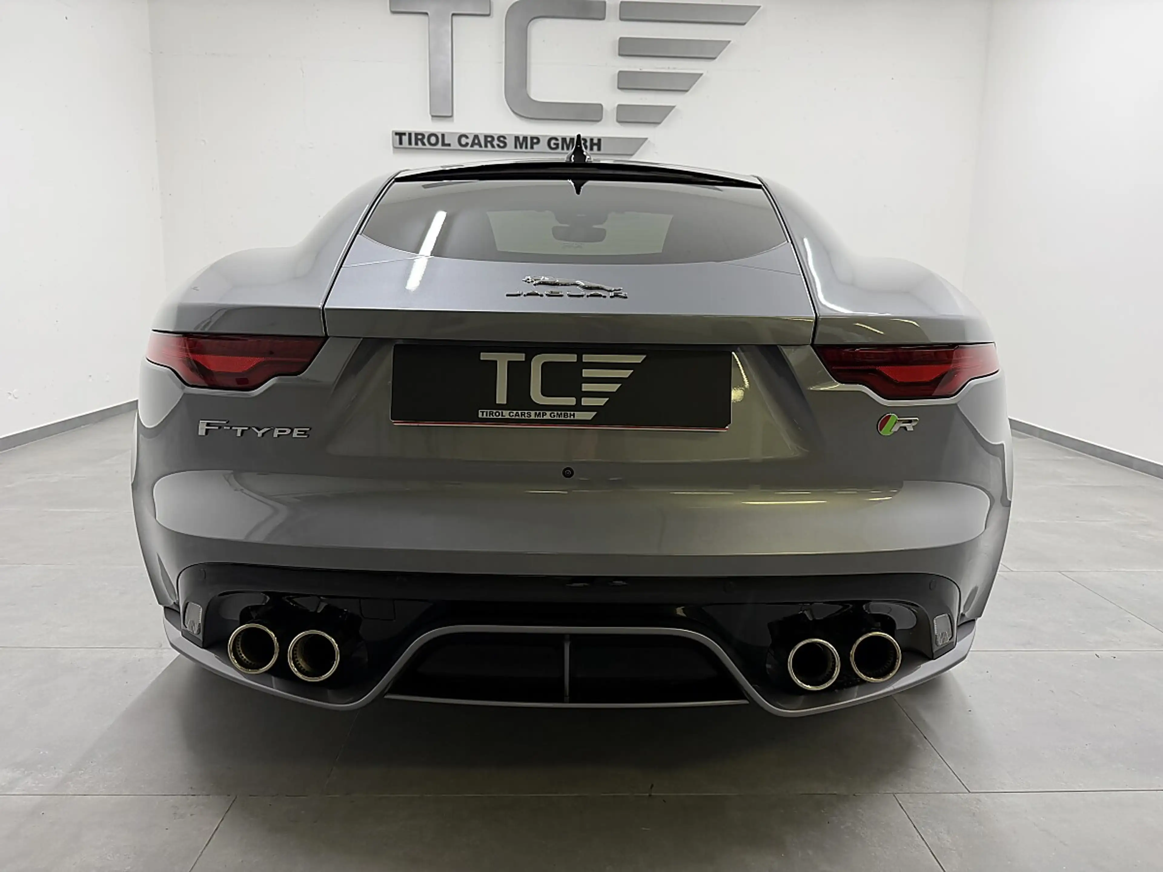 Jaguar F-Type F-TYPE 5.0 L V8 R AWD R Dynamic, Pano, Meridian, — photo 9