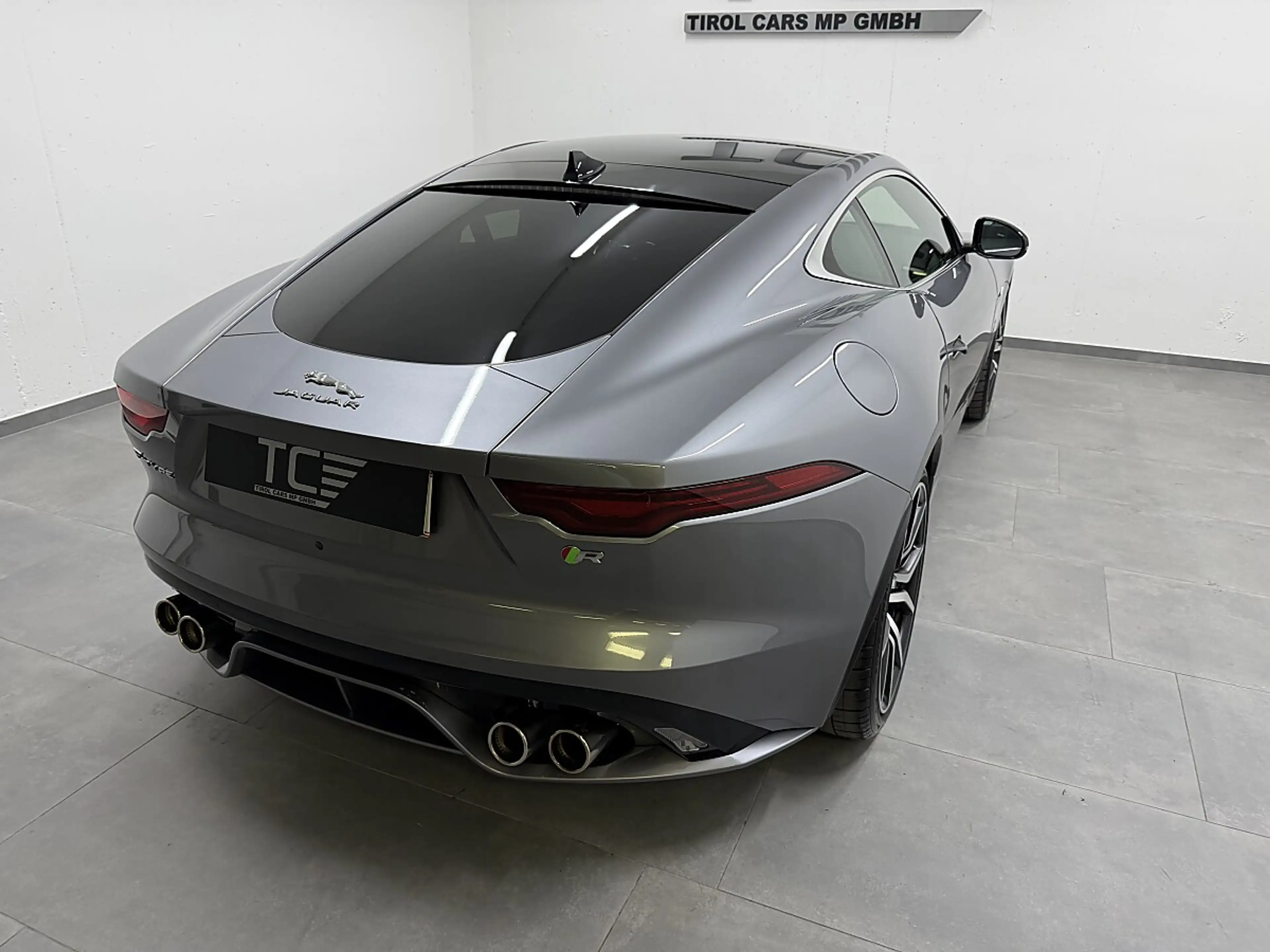 Jaguar F-Type F-TYPE 5.0 L V8 R AWD R Dynamic, Pano, Meridian, — photo 11