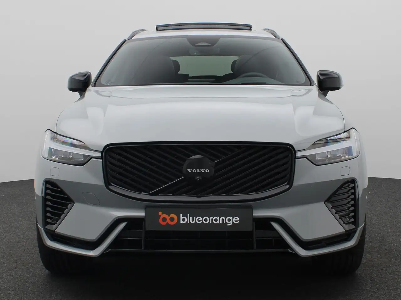 Volvo XC60 2026 — фото 13