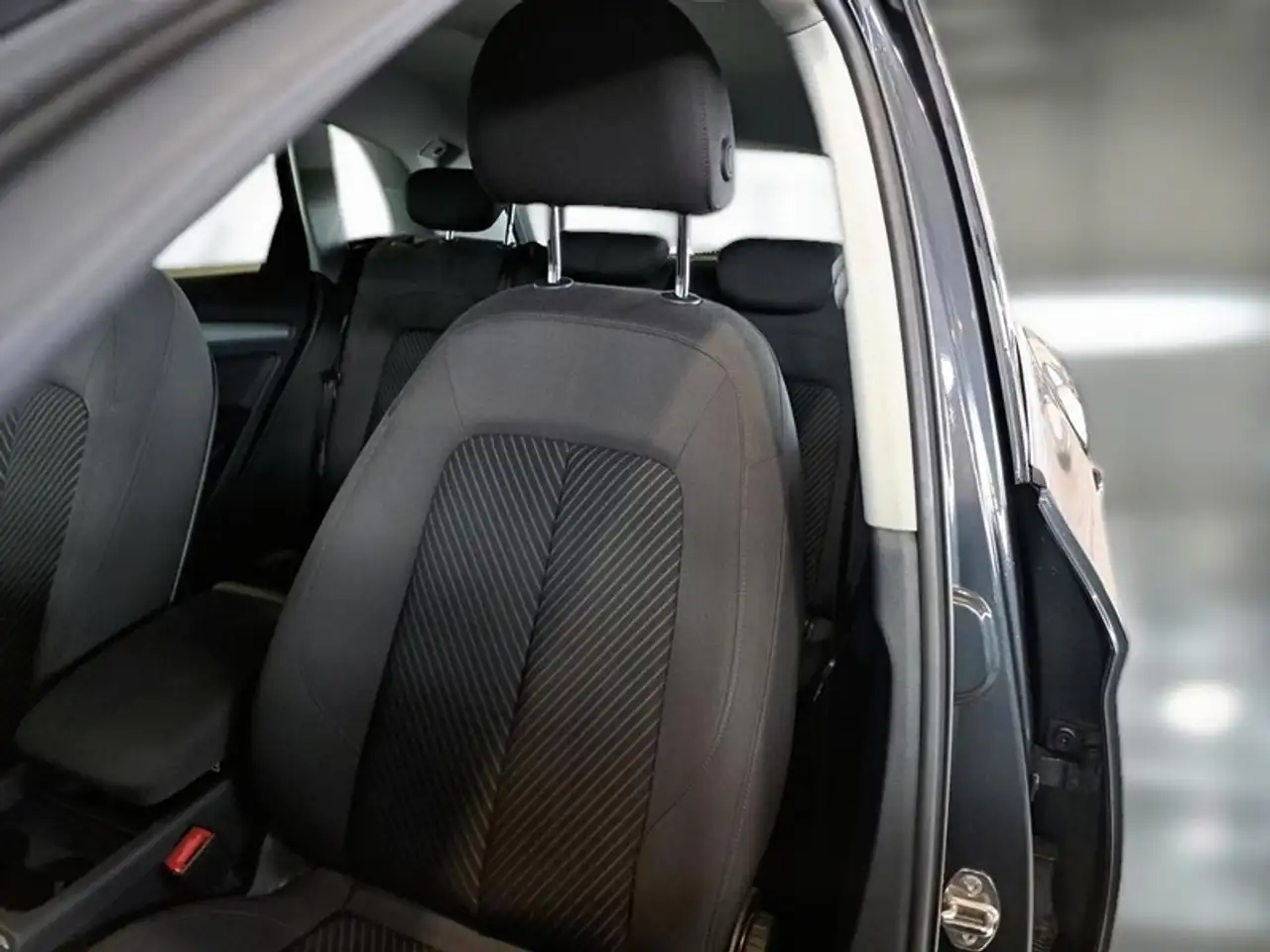 Audi Q5 35 TDI MHEV BUSINESS S TRONIC SUV 9