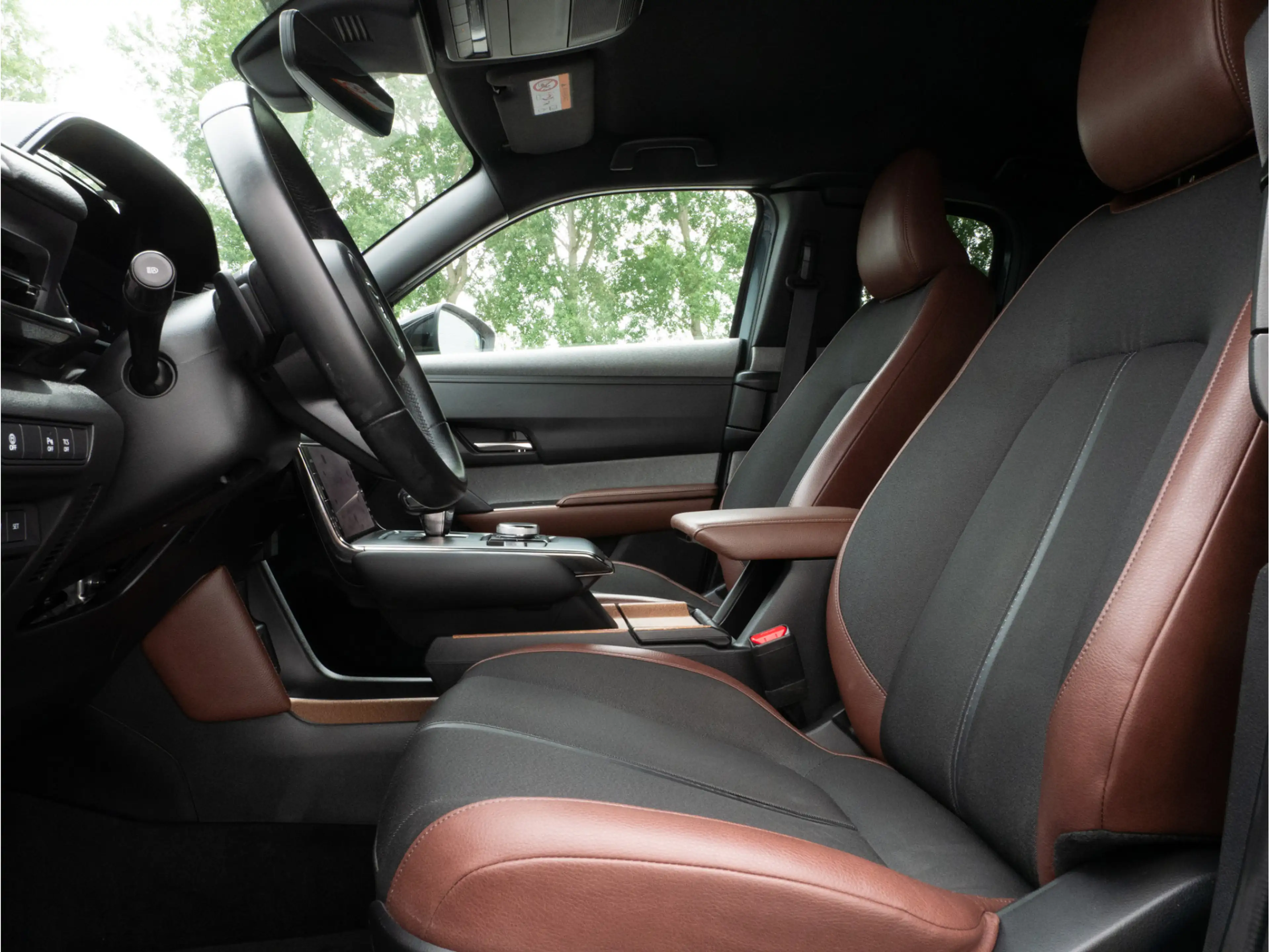 Mazda MX-30 e-SkyActiv 145 First Edition 36 kWh SOH 91% Head u — photo 13
